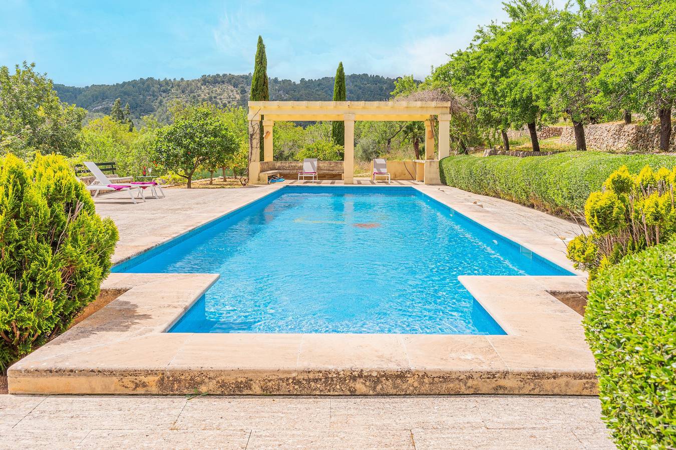 Finca 'Ca Nostra De Esporlas' mit Bergblick, Wlan und Klimaanlage in Esporles, Mallorca Westen