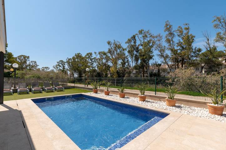 Finca mit Pool für 7 Personen, mit Seeblick und Balkon sowie Garten in Playa de Muro - 3