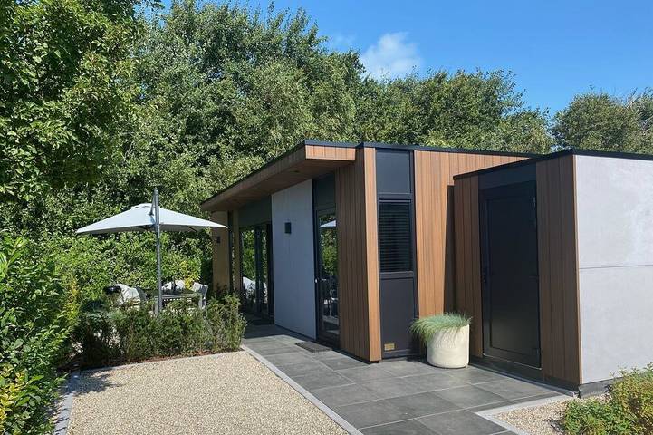 Chalet für 5 Personen, mit Pool und Sauna sowie Garten und Terrasse in Renesse