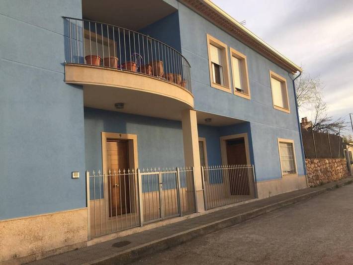 Casa rural para 6 personas, con jardín y balcón, Se admiten mascotas - 1