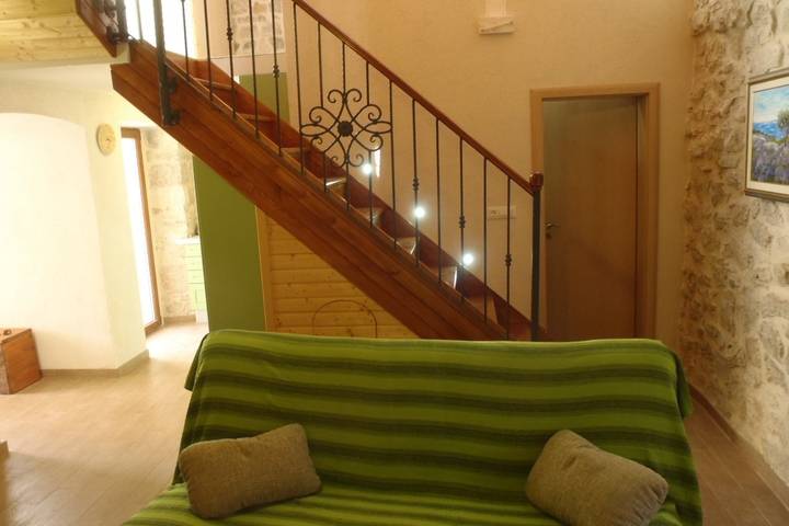 2-Zimmer-Haus mit Terrasse und Meerblick Krapanj, Sibenik in Krapanj, Krapanj (Kroatische Adria)