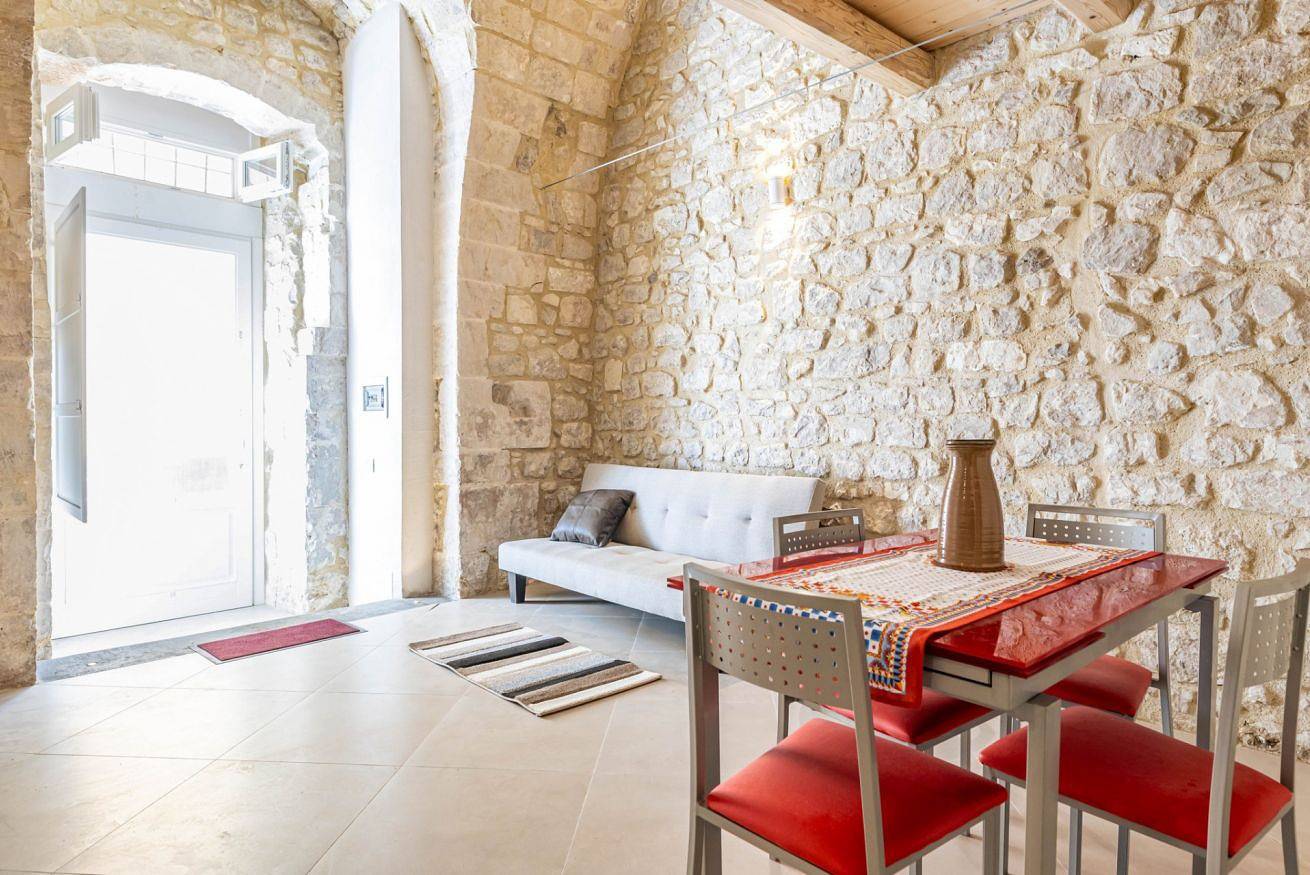 Appartamento intero, I Bassi Di casa Moncada – Ground Floor Apartment in Ragusa, Provincia di Ragusa