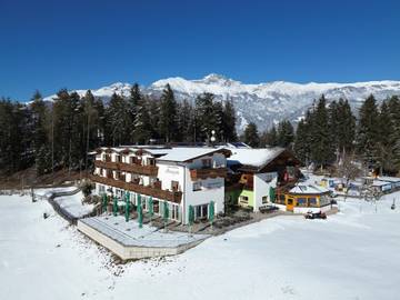 Hôtel pour 4 personnes, avec vue ainsi que sauna et jardin, animaux acceptés à Lienz