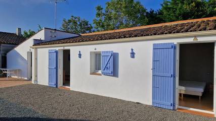 Gîte pour 2 personnes, avec terrasse à Champagné-les-Marais