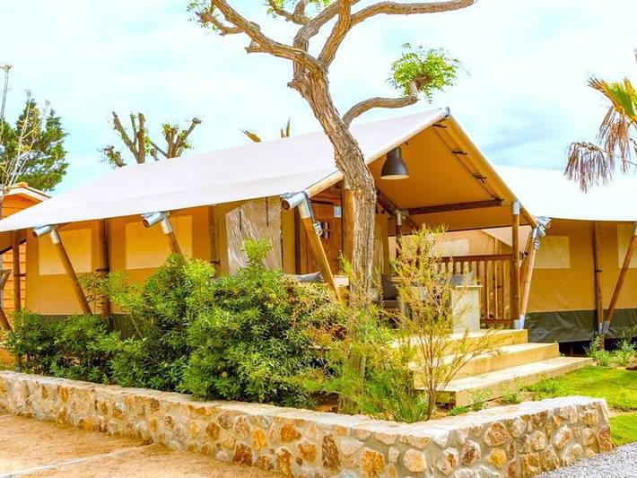 Camping Del Mar - Tienda de lona y madera 2 personas - Glamping Mar 2 pers in Platja de la Conca (Malgrat de Mar), Malgrat de Mar
