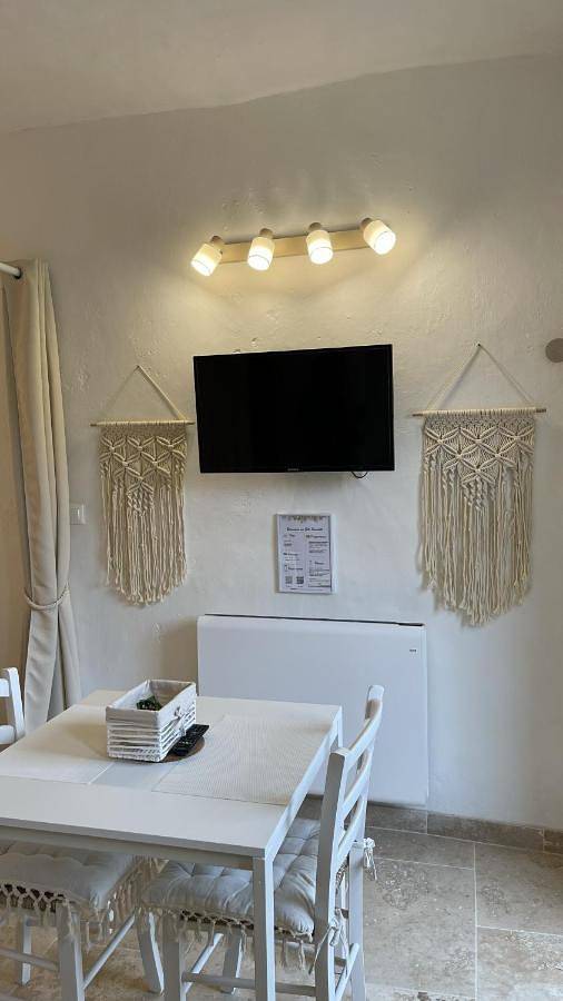 Location de vacances pour 2 personnes, avec vue et jardin à Seigy - 4