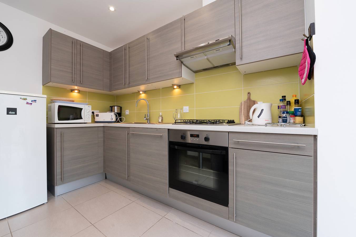 Petite maison "Le Cocon" avec terrasse privée, jardin partagé et Wi-Fi in Crach, Côte des Mégalithes