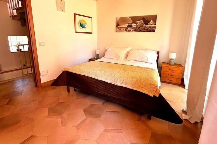 Magnificent Home In Amantea Calabria. Full Kitchen & Near Beach in Amantea, Provincia de Cosenza