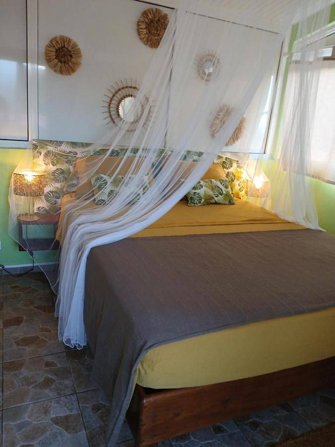 Appartement de vacances pour 2 personnes, avec piscine et terrasse