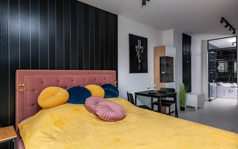 Apartament wakacyjny dla 2 osób, z jacuzzi i balkon - 1