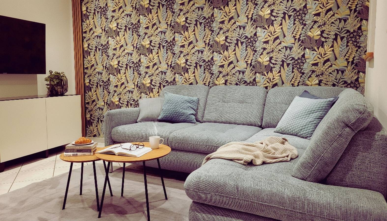 Holiday Home 'Kleines Stadthaus-Komfort' with Wi-Fi in Hillesheim, Volcanic Eifel