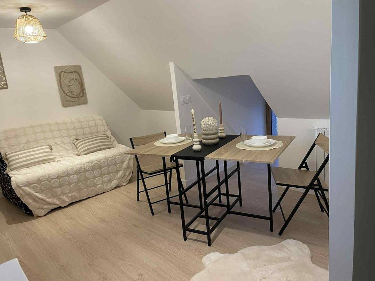 Appartement entier, One-Bedroom Apartment in Merlevenez, Côte des Mégalithes