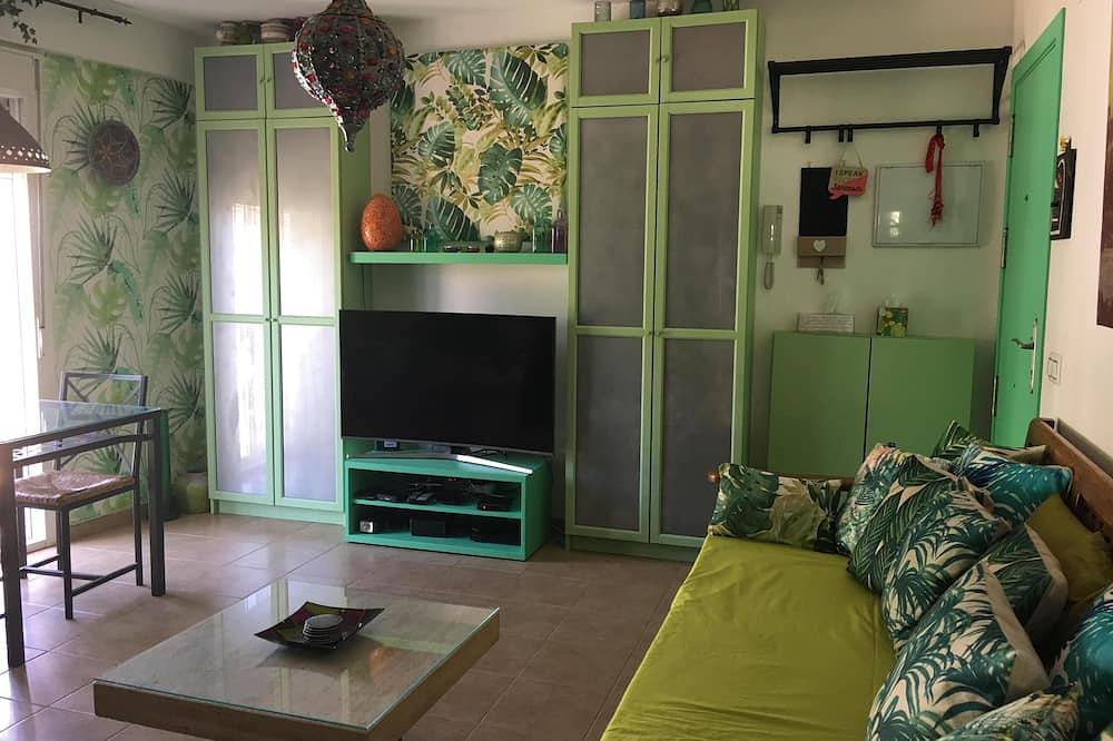 Entire apartment, A 1 Bed Penthouse with Panoramic views of the Countryside in Álora, Málaga Province