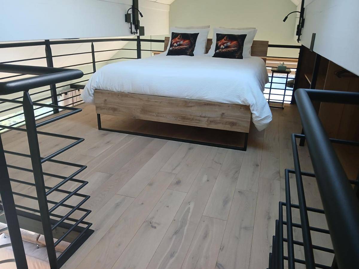 Le Loft du Renard, gîte cosy au coeur de la nature boisée à Namur Wépion, une parenthèse douce dans la vallée mosane in Wépion, Namur