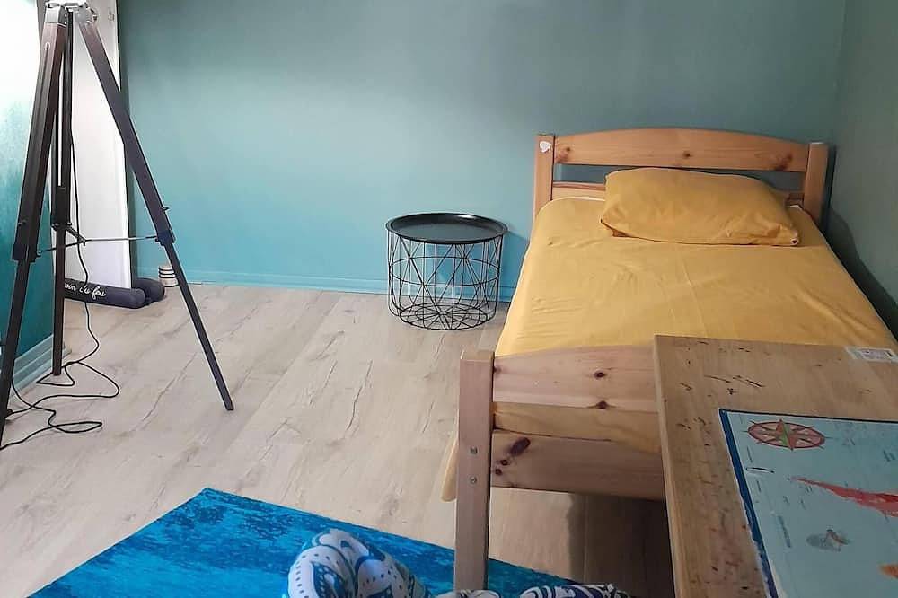 Entire apartment, Apartment in quiet residence near Valentré bridge in Cahors, Lot