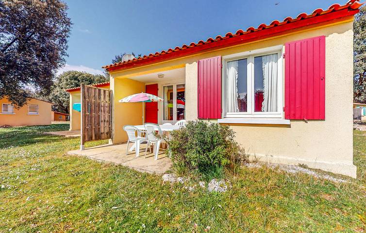 Location de vacances pour 6 personnes à Fenioux
