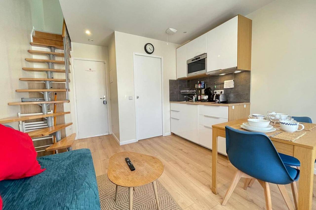 Appartement entier, Apartment in Massy, Essonne