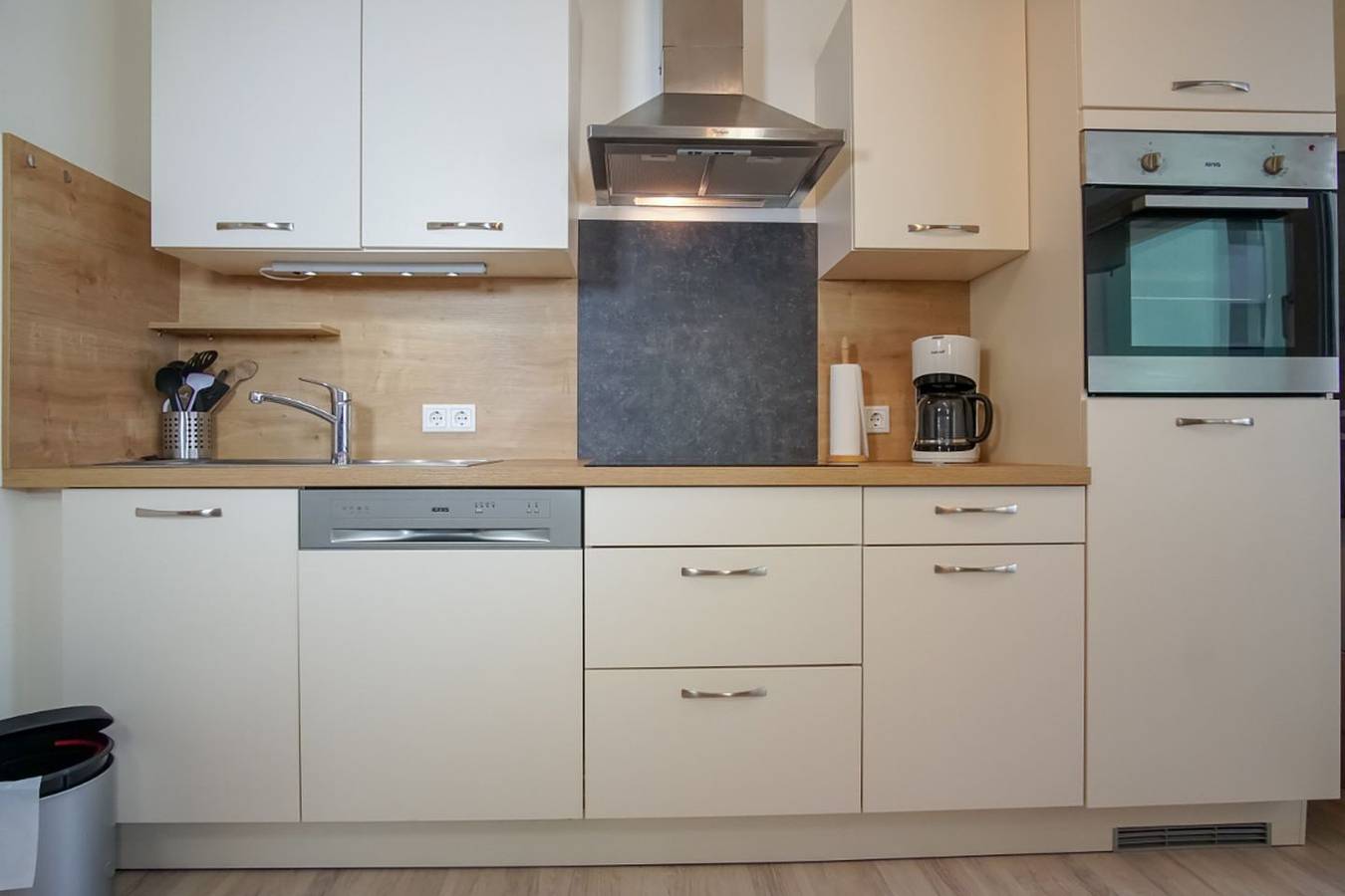 Ganze Wohnung, Haus 6 Wohnung 08 - Meerblick schon beim Frühstück! in Großenbrode, Ostholstein