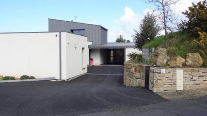 Gîte pour 6 personnes, avec vue et jardin dans Buguélès
