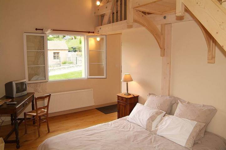 Location de vacances pour 20 personnes, avec jardin à Nantoux - 3