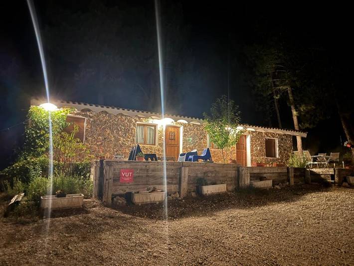 Casa rural con piscina para 6 personas, con vistas además de jardín y piscina en Sierra de Alcaraz - 2