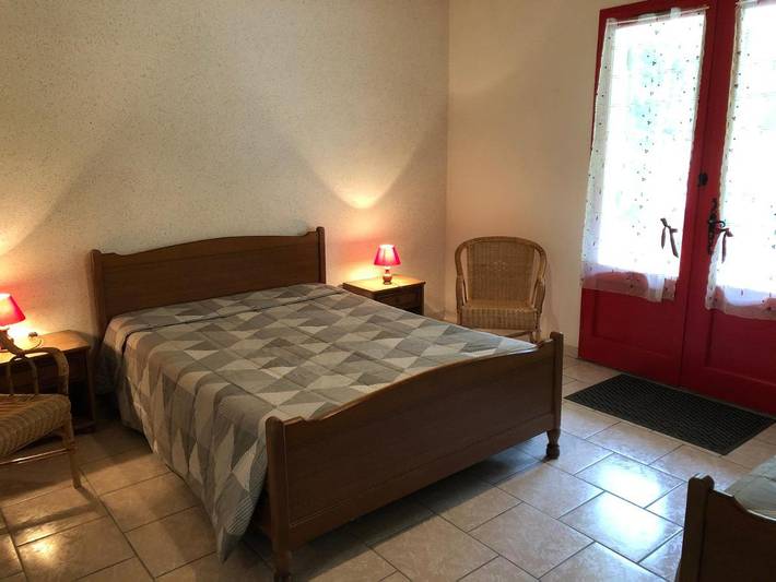 Gîte pour 4 personnes, avec jardin et terrasse à Saint-Vincent-de-Cosse - 3