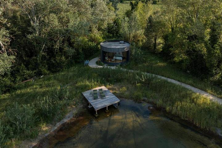 Chambre d’hôte pour 2 personnes, avec vue ainsi que jardin et piscine, animaux acceptés à Tarascon - 4