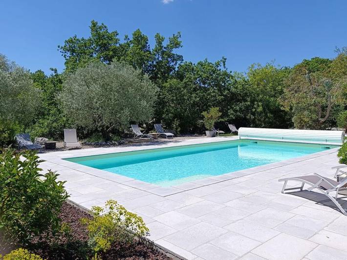 Maison de vacances pour 4 personnes, avec Terrasse ainsi que Jardin et Piscine