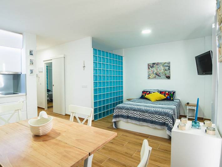 Cabaña para 4 personas, con balcón en la Costa Brava