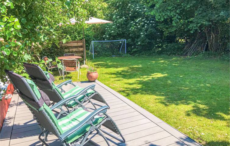 Casa de vacaciones para 5 personas con terraza in Dronningmølle, Kattegat Küste