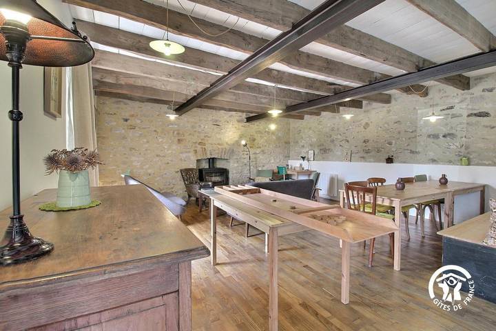 Gîte pour 15 personnes, avec jardin à Locoal-Mendon - 3