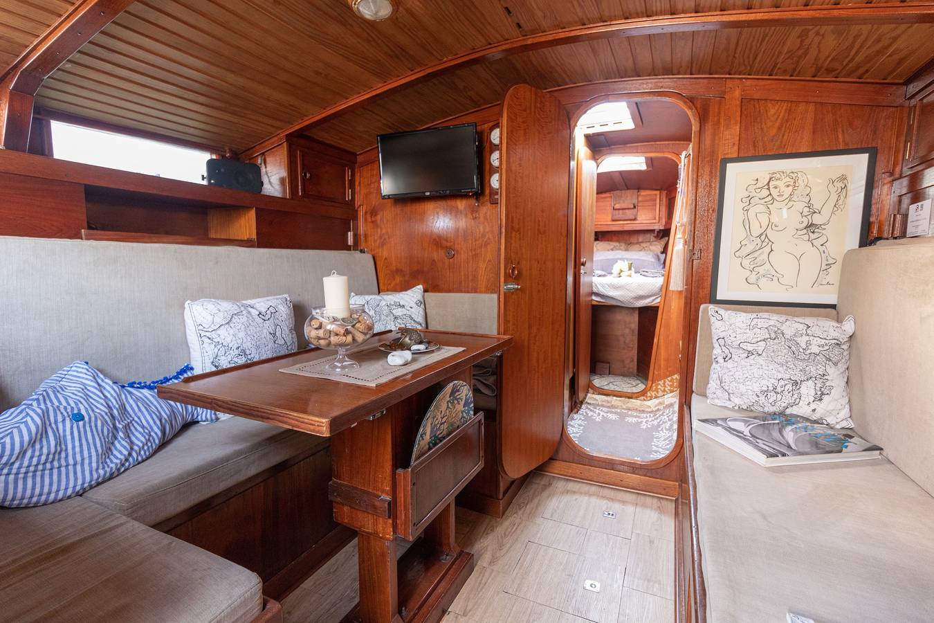 Yacht "Quo Vadis" au port de Bisceglie avec vue mer, terrasse privée et Wi-Fi in Bisceglie, Barletta-Andria-Trani