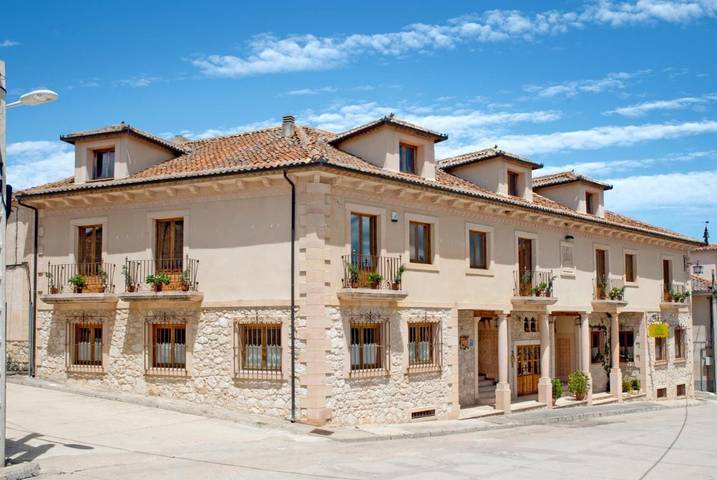Casa de vacaciones para 25 personas, con vistas y balcón - 1