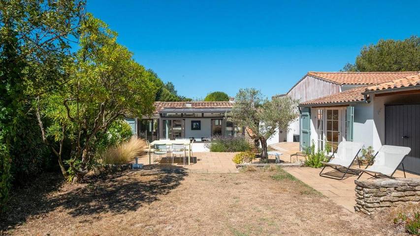Holiday home for 7 people, with garden and view - 1