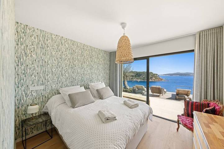 Location de vacances pour 14 personnes, avec sauna et balcon ainsi que jacuzzi et jardin dans Plage Fabrégas - 2