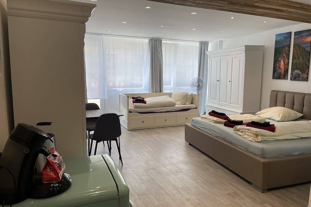 Ganze Wohnung, Moderne und zentrale Wohnung. in Stuttgart, Stuttgart Region