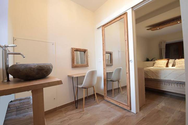 Location de vacances pour 2 personnes, avec jacuzzi à Donzère - 3