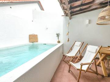 Casa rural para 5 personas, con jardín además de vistas y piscina en Costa da Caparica