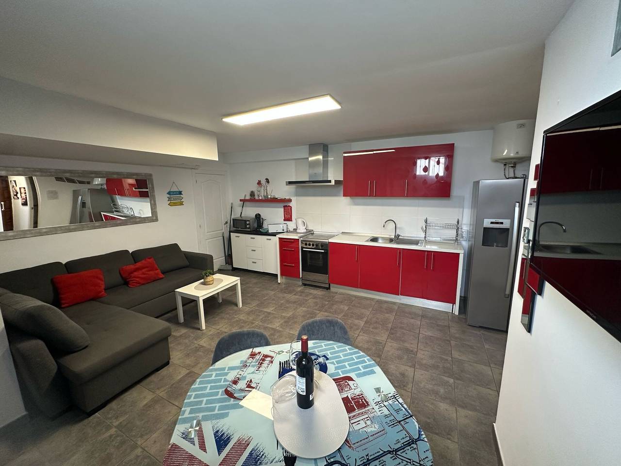 Ganze Wohnung, Ferienwohnung 'Fairways Heated Pool' mit Gemeinschaftspool, Wlan und Klimaanlage in Golf del Sur, San Miguel de Abona