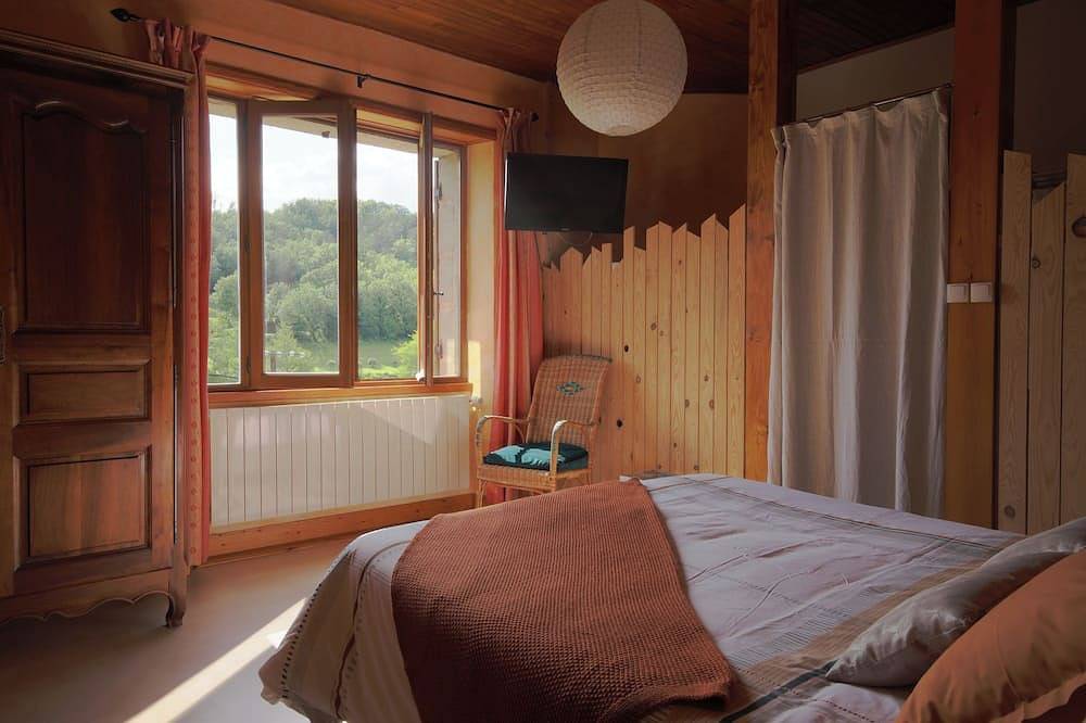 Maison du Tertre de l'Écu-24480 Urval-3 stars-1 parents suite-1 bdrm-4 p in Urval, Périgord Pourpre