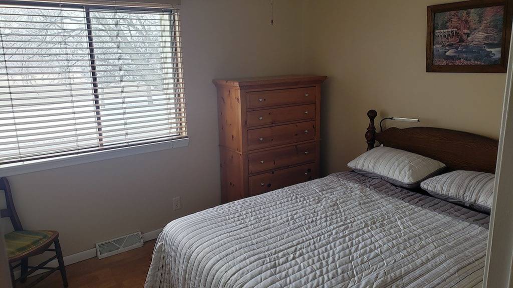 Spacious Sw Omaha Home Near, Garage Game Room, Family-Friendly, Safe Area in Omaha, Nebraska