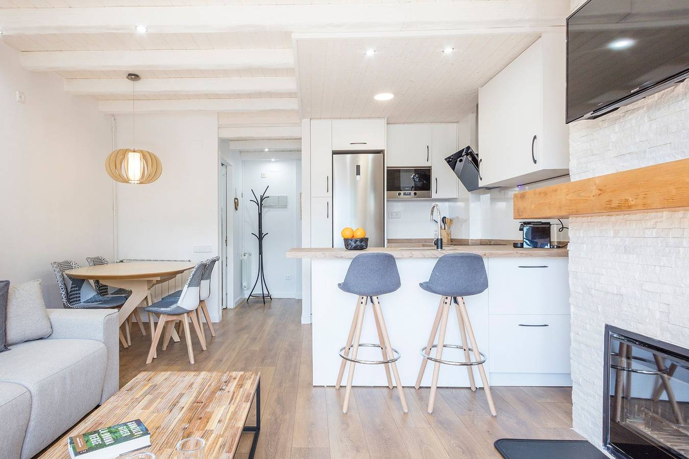 Apartamento entero, Luderna - Apartamento con terraza Mirador Salardu in Alto Arán, Baqueira Beret