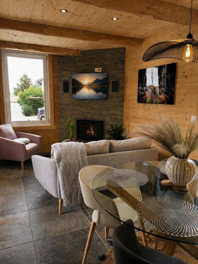 Location de vacances pour 4 personnes, avec vue et sauna ainsi que jardin et terrasse à Saint-Laurent-en-Grandvaux - 2