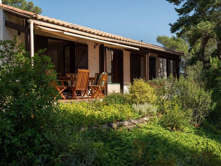 Villa avec jardin et maison d'hôtes in Prades-sur-Vernazobre, Région de Béziers