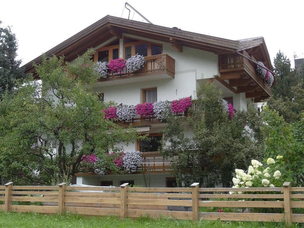 Ganze Ferienwohnung, Appartement 1 in Neustift, Neustift im Stubaital
