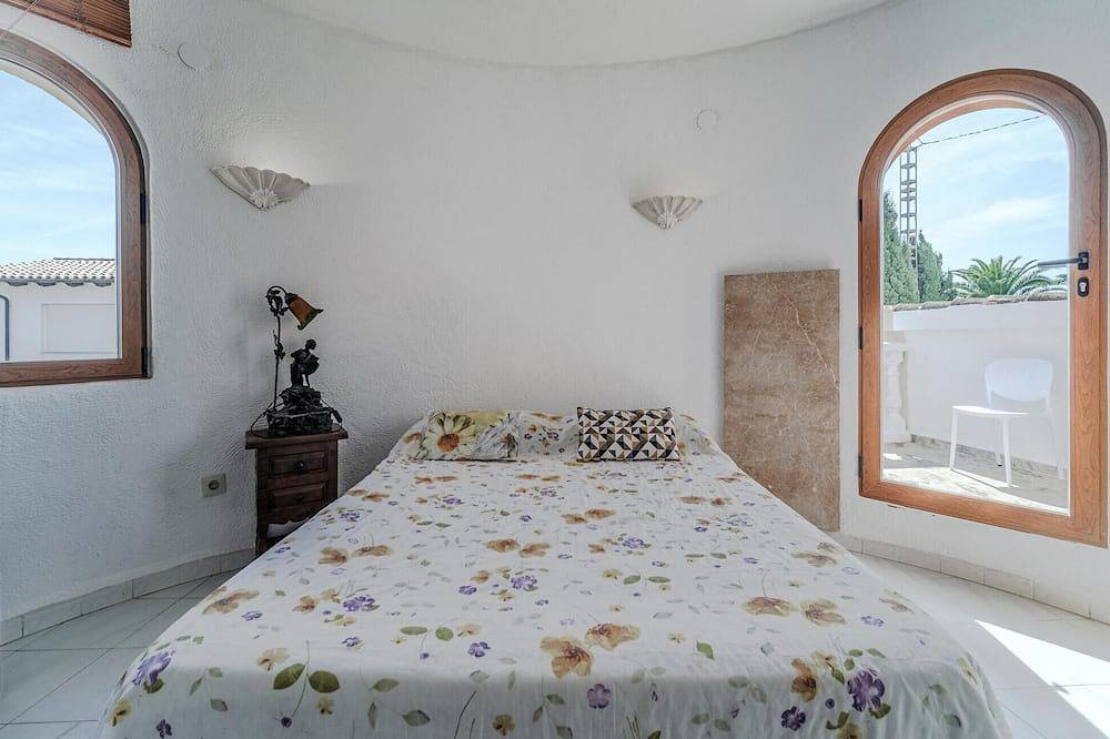 Pet friendly home in Els Poblets in els Poblets, Costa Blanca