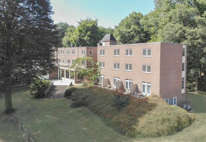 Hotel voor 3 personen, met Terras en Tuin in Lochem