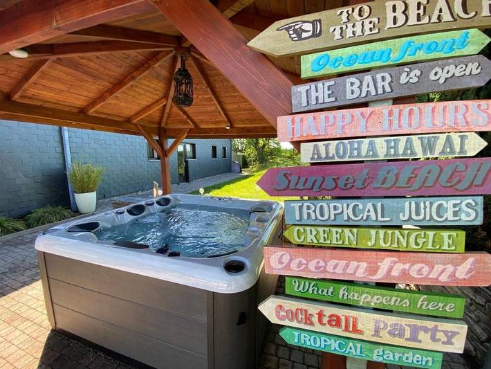 Location de vacances pour 14 personnes, avec vue et jardin, animaux acceptés à Rochehaut - 4