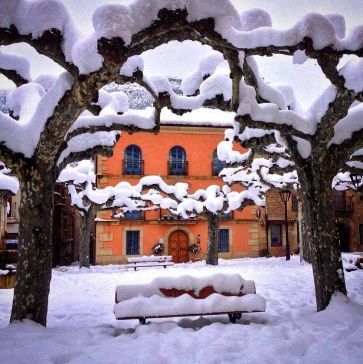 Camino Condal in Oña, Parque Natural Montes Obarenes-San Zadornil