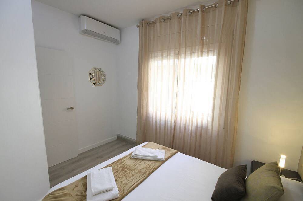 Little & Cozy Apartment in Gracia in Barcelona Zentrum, Barcelona